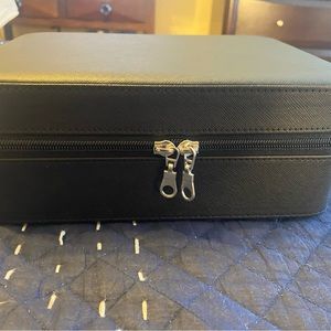 Unisex Decorebay Travel Jewelry Box.